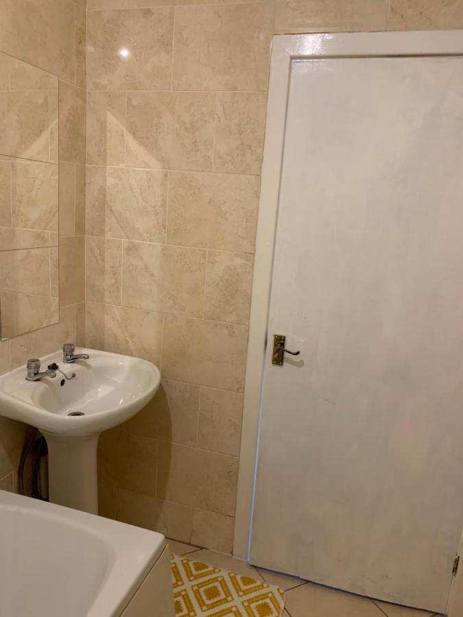 New 2 Bedroom Apartment In Greater Manchester Ashton-under-Lyne Extérieur photo